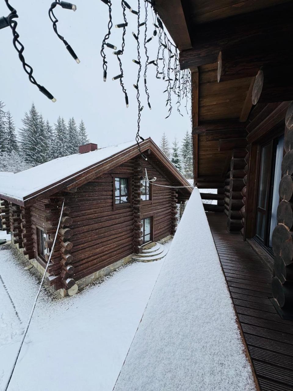 Tatova Hata Yablunytsya Esterno foto